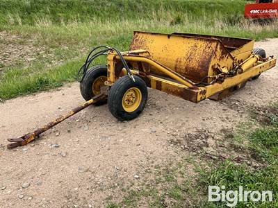 Soil Mover 40-RF Pull-Type Scraper