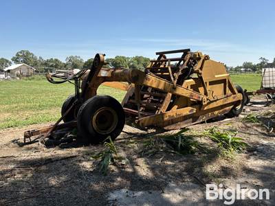 Soil Mover 90-E Pull-type Scraper