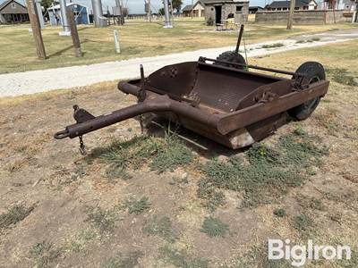 Pull-Type Dirt mover