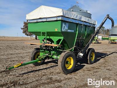 Bradford 335A Gravity Wagon/Seed Tender