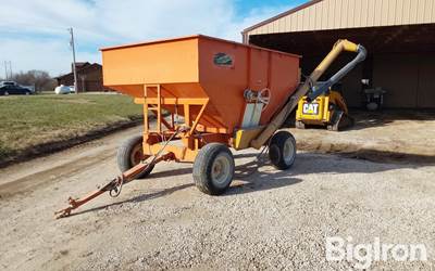 Bradford Model 240-316 Gravity Wagon W/Hydraulic Seed Auger