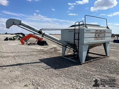 Convey-ALL BTS 240 Seed Tender