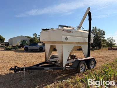 Friesen 220 T/A Bulk Seed Tender