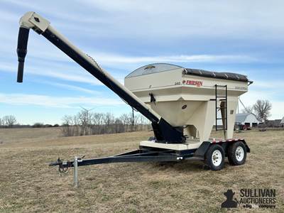 Friesen Seed Express 240 T/A Seed Tender