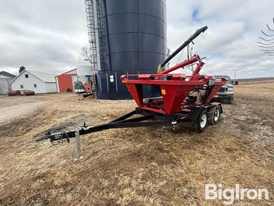 Friesen Seed Titan 4 Box Seed Tender Trailer