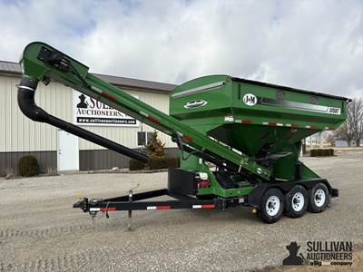 J&M 375ST Tri/A Seed Tender