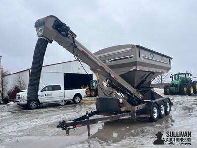 J&M SpeedTender 375ST Tri/A Seed Tender