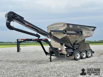 2017 J&M SpeedTender LC390 Tri/A Seed Tender