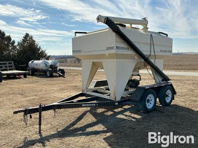 2010 Meridian 220BST T/A Seed Tender