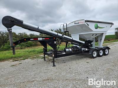2011 Par-Kan PK325912 SeedWeigh Tri/A Seed Tender