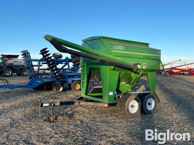 Patriot 220 T/A Seed Tender