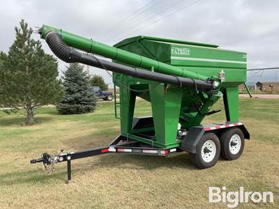 Patriot 220 T/A Seed Tender