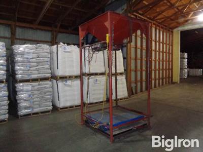 Bulk Seed Tote Loader w/ Scale Platform w/ Raise