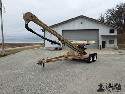 Unverferth Seed Pro 210 2-Box Seed Tender