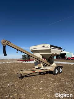 Unverferth Seed Runner 2750 Seed Tender