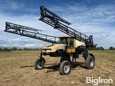 2011 AGCO SpraCoupe 4660 Self Propelled Sprayer