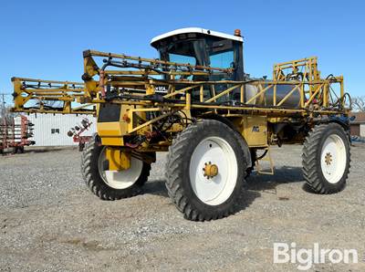 1995 Ag-Chem Rogator 854 Self-Propelled Sprayer