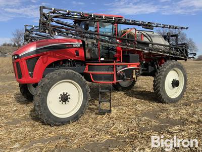 2011 Apache AS1020 Self-Propelled Sprayer