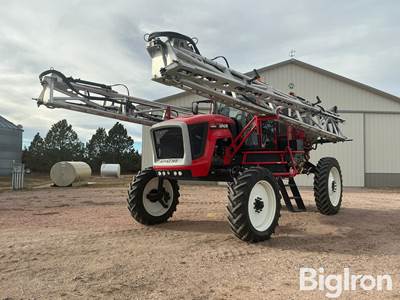 2020 Apache AS1040 Self-Propelled Sprayer