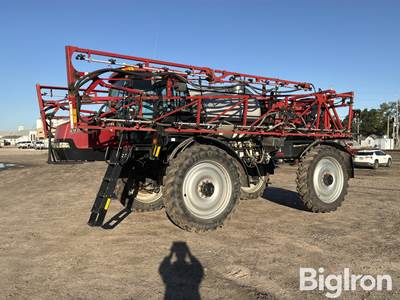 2010 Case IH 3330 Patriot 100' Self-Propelled Sprayer