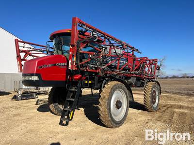2012 Case IH 4430 Self-Propelled Sprayer