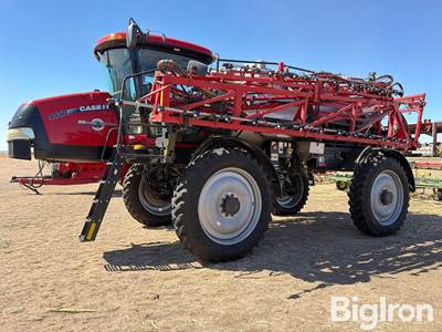 2017 Case IH Patriot 4440 Self-Propelled Sprayer