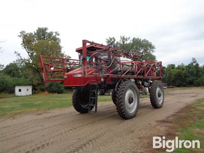 1999 Case IH Patriot 4260 Self- Propelled Sprayer