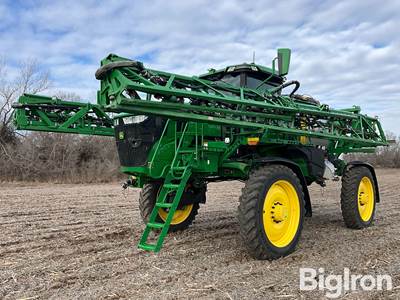 2022 John Deere 412R Self-Propelled Sprayer