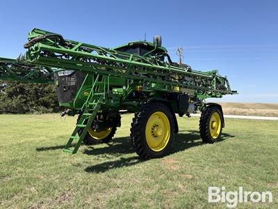2024 John Deere 412R Self-Propelled Sprayer