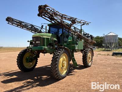 2003 John Deere 4710 Self-Propelled Sprayer