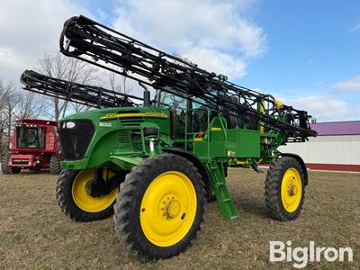 2006 John Deere 4720 Self-Propelled Sprayer w/90' Boom