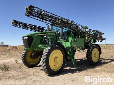 John Deere 4720 Self-Propelled Sprayer
