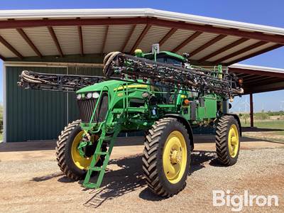 2011 John Deere 4830 Self-Propelled Sprayer