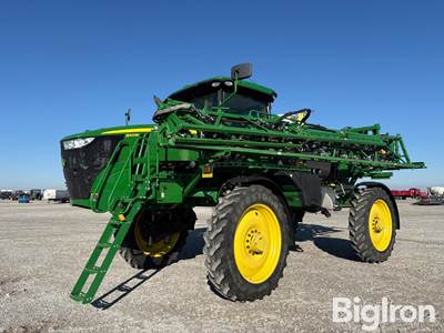 2018 John Deere R4038 Self Propelled Sprayer