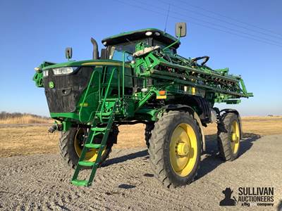 2018 John Deere R4038 Self-Propelled Sprayer