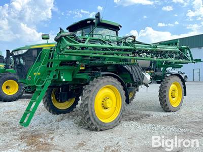 2020 John Deere R4038 Sprayer