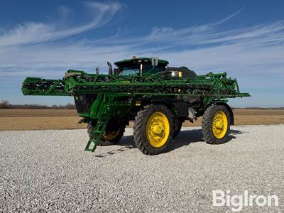 2018 John Deere R4045 Self Propelled Sprayer