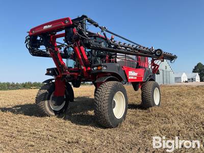 2018 Miller 6300 Nitro Self-Propelled Sprayer