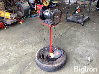 Central Machinery Bench Grinder