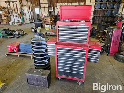Craftsman Steel Rolling Tool Boxes & Tools