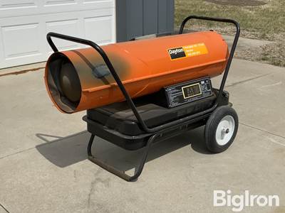 Dayton 400,000 BTU Oil-Fired Torpedo Heater