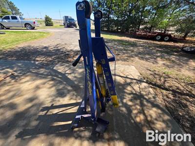 Goodyear Shop Crane