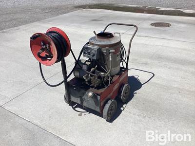 Hotsy 556SS Pressure Washer
