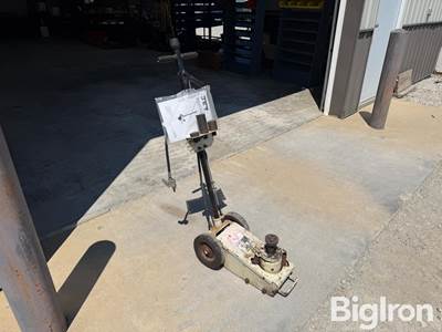 JET Air/Hydraulic Jack