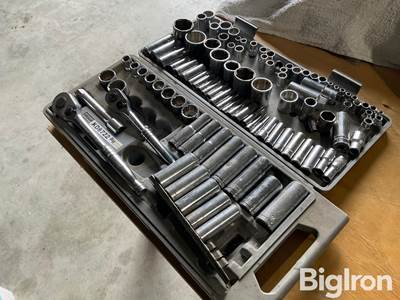 John Deere Ratchet Wrenches & Random Sockets