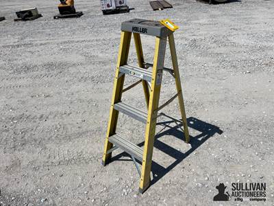 Keller 4' Step Ladder