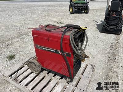 Lincoln Electric Power Mig 255C Welder