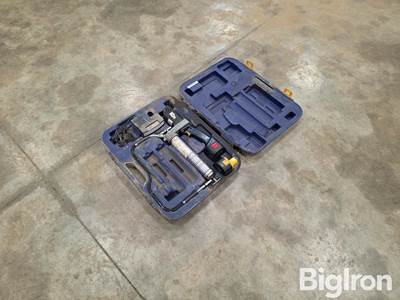 Lincoln Electric Grease Gun