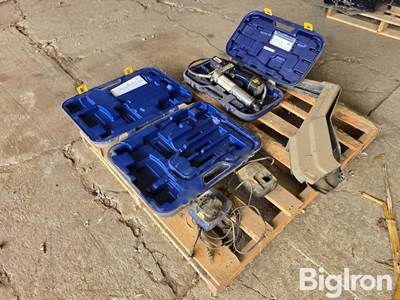Lincoln 12V Cordless Grease Gun