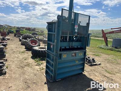 Marathon V-6030-HD Vertical Baler/Compactor